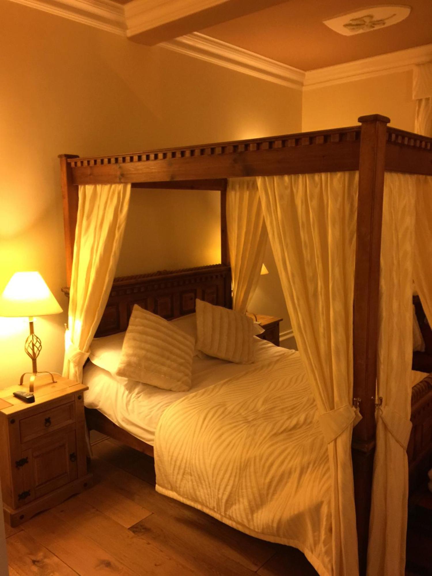 Harefield Hall Hotell Pateley Bridge Rum bild